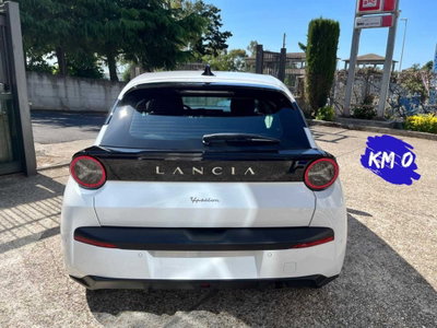 Lancia Ypsilon 1.2 mhev LX 110cv e-dct (3)