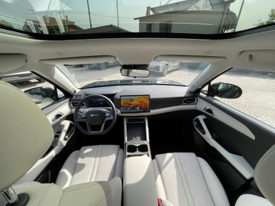 Byd Atto 2 DM-i 1.5 phev Boost 212cv (8)