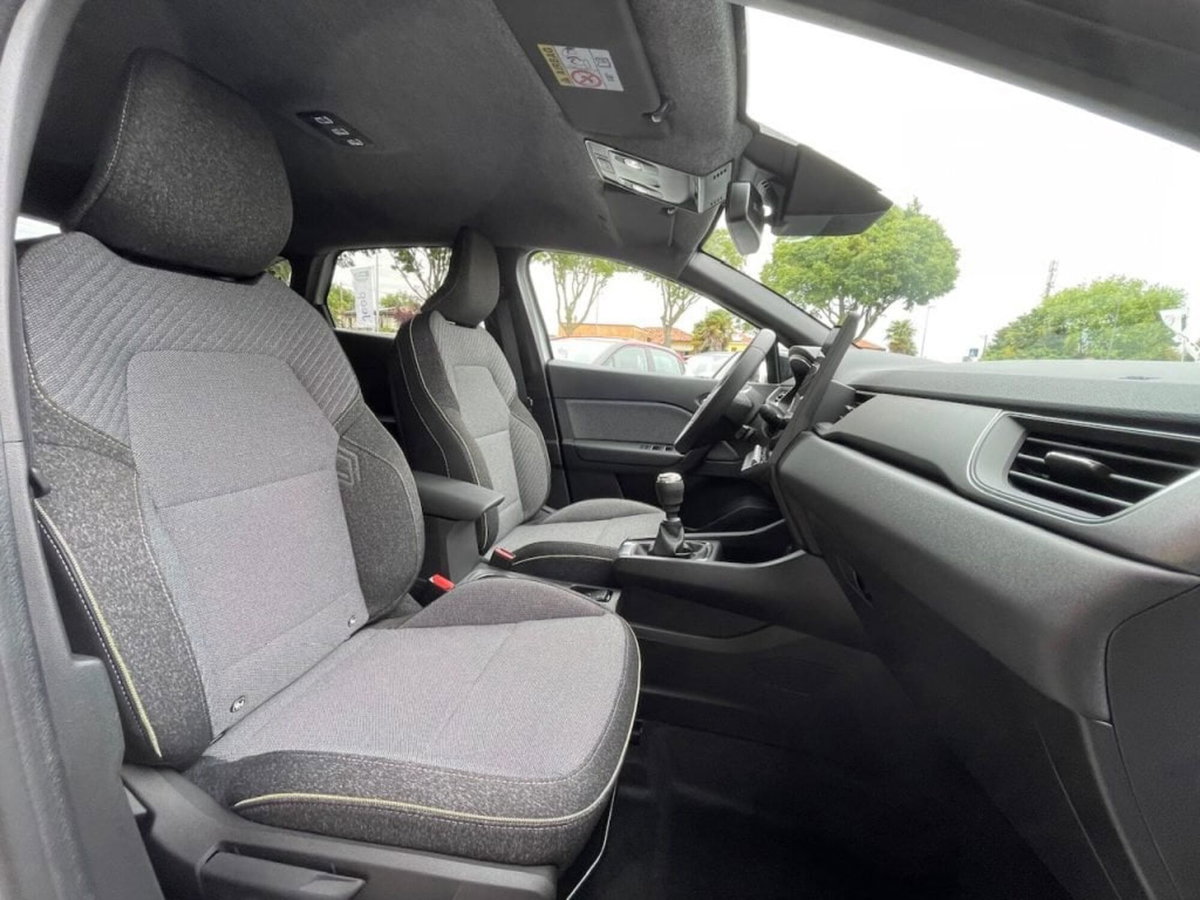 Renault Captur 1.2 eco-g Techno 120cv (16)