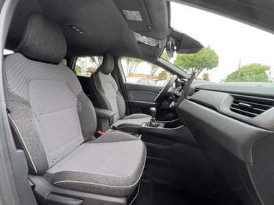 Renault Captur 1.2 eco-g Techno 120cv (16)