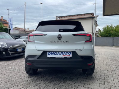 Renault Captur 1.2 eco-g Techno 120cv (6)