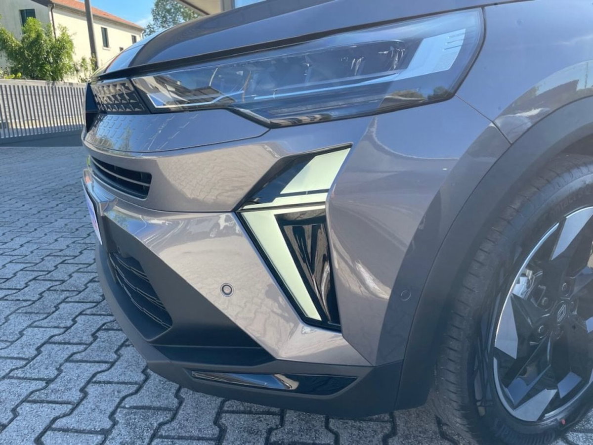 Renault Captur 1.2 eco-g Techno 120cv (7)