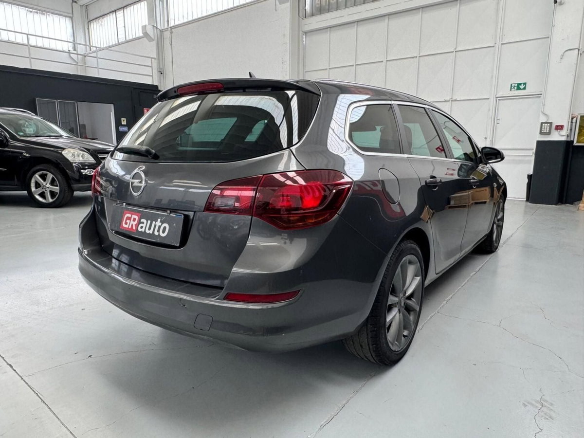 Opel Astra Station Wagon 1.7 CDTI 110CV Sports Cosmo (8)