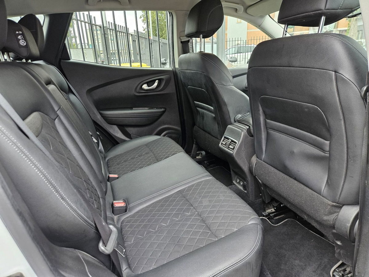 Renault Kadjar dCi 150CV AWD Black Edition (11)