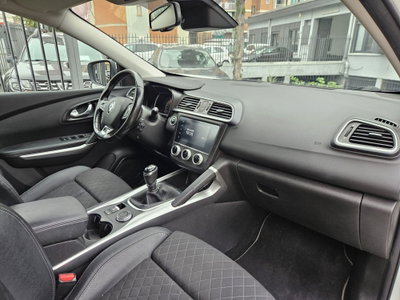 Renault Kadjar dCi 150CV AWD Black Edition (16)