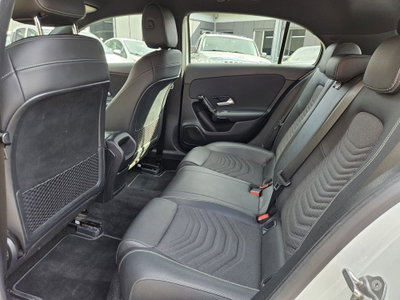 Mercedes-Benz Classe A 180 d Automatic Executive (12)