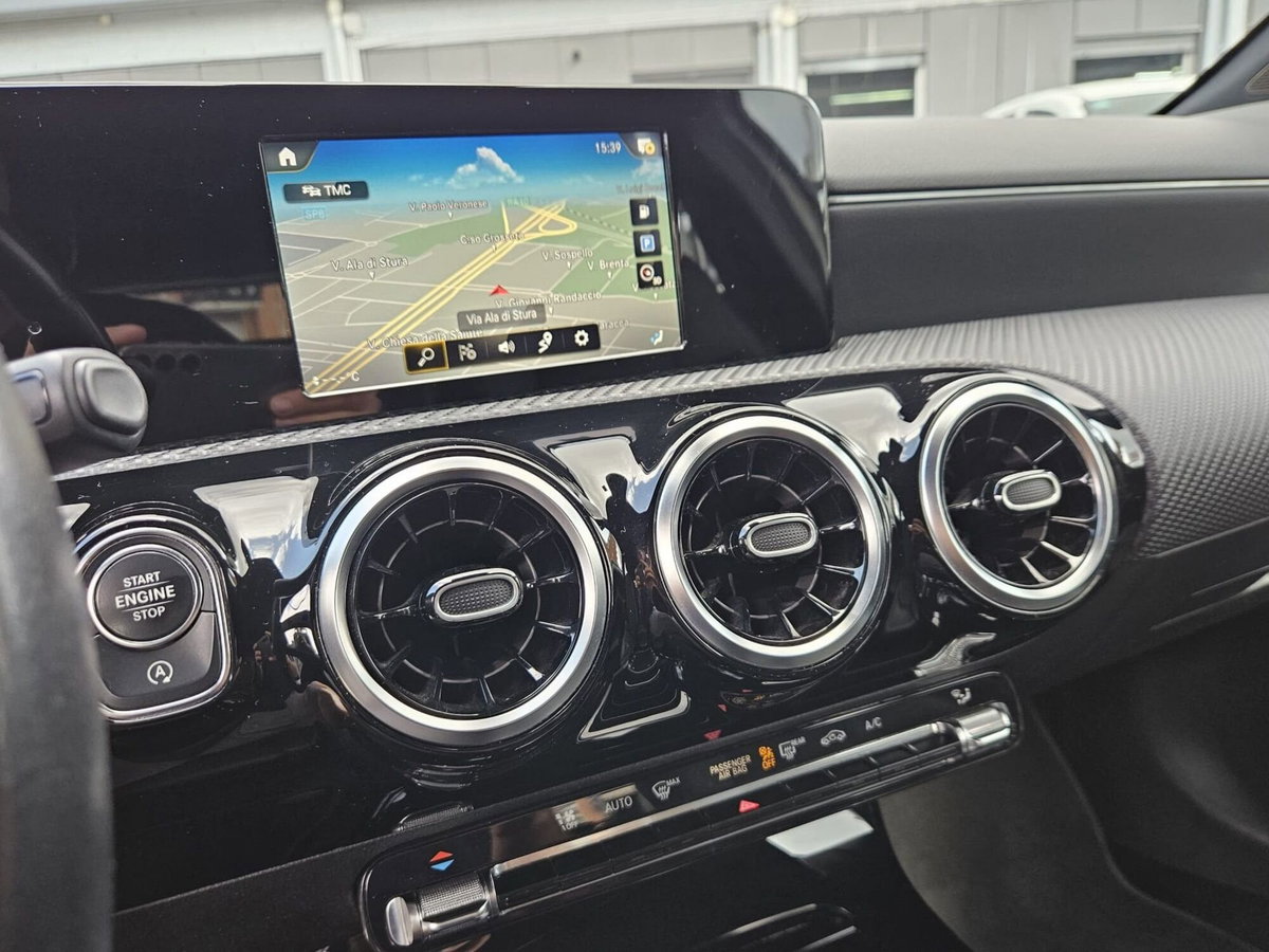 Mercedes-Benz Classe A 180 d Automatic Executive (13)