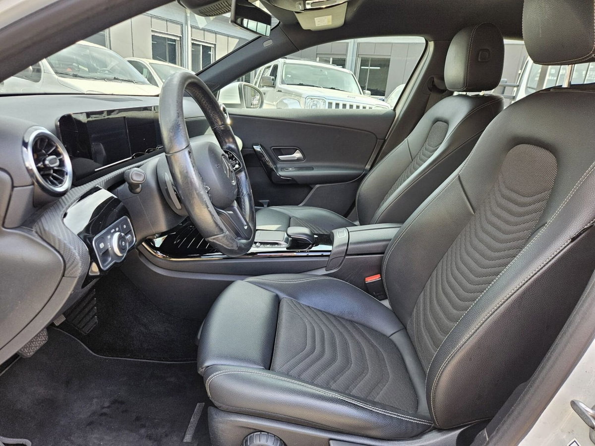 Mercedes-Benz Classe A 180 d Automatic Executive (8)