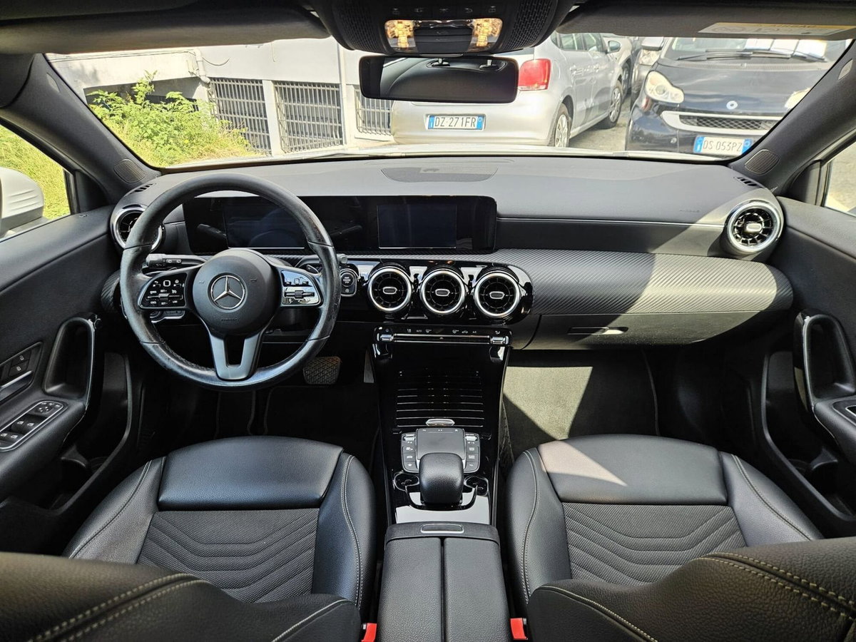 Mercedes-Benz Classe A 180 d Automatic Executive (9)
