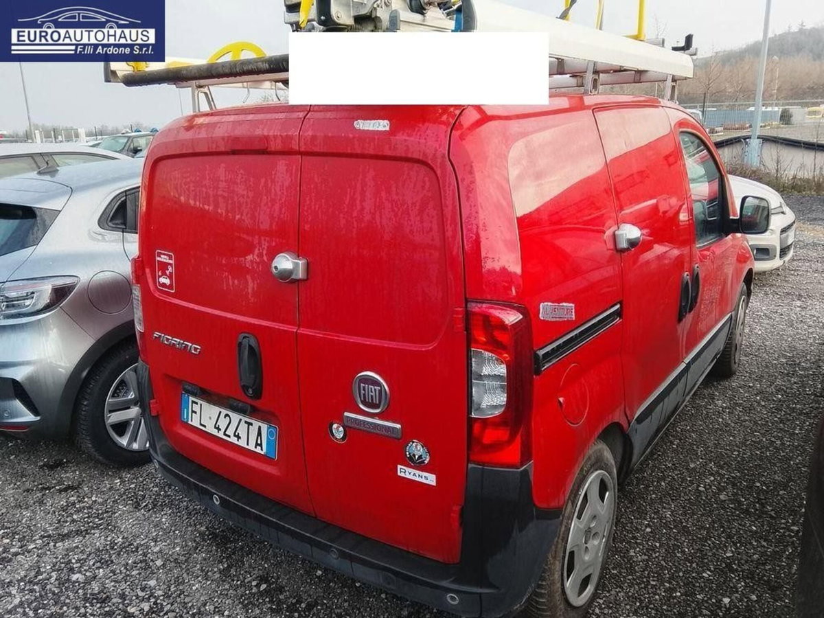 Fiat Fiorino 1.3 MJT 95CV Combi Semi Adventure (3)