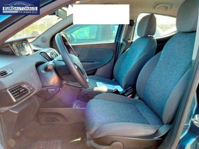 Lancia Ypsilon 1.0 FireFly 5 porte S&S Hybrid Silver Plus (5)