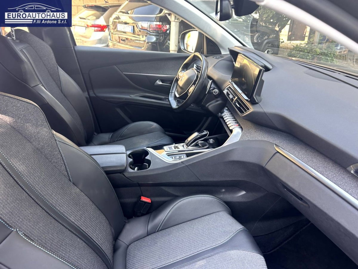 Peugeot 3008 BlueHDi 130 S&S EAT8 Allure Pack (4)