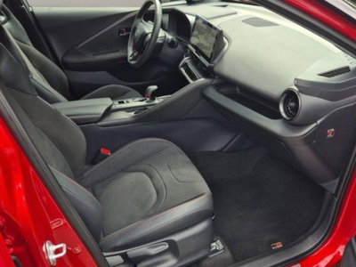 Toyota Toyota C-HR 2.0 phev GR Sport Hero fwd e-cvt (10)