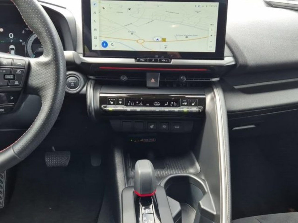 Toyota Toyota C-HR 2.0 phev GR Sport Hero fwd e-cvt (13)