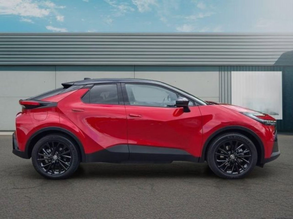 Toyota Toyota C-HR 2.0 phev GR Sport Hero fwd e-cvt (8)