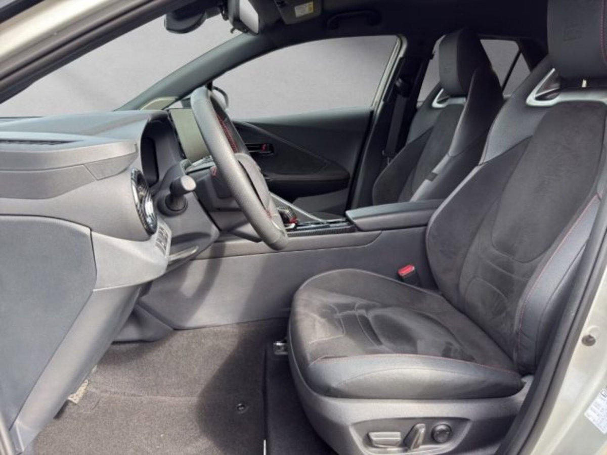 Toyota Toyota C-HR 2.0 hv GR Sport Premiere awd e-cvt (10)