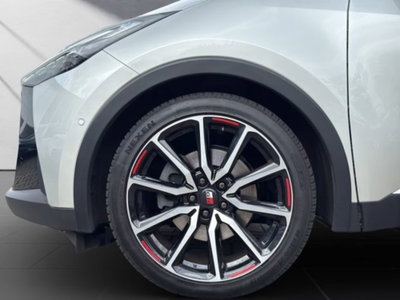 Toyota Toyota C-HR 2.0 hv GR Sport Premiere awd e-cvt (9)