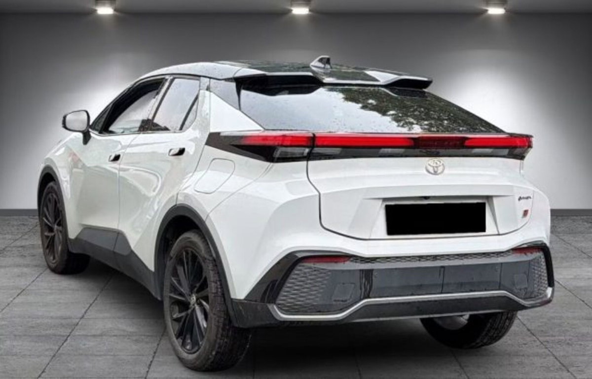 Toyota Toyota C-HR 2.0 phev GR Sport fwd e-cvt (4)