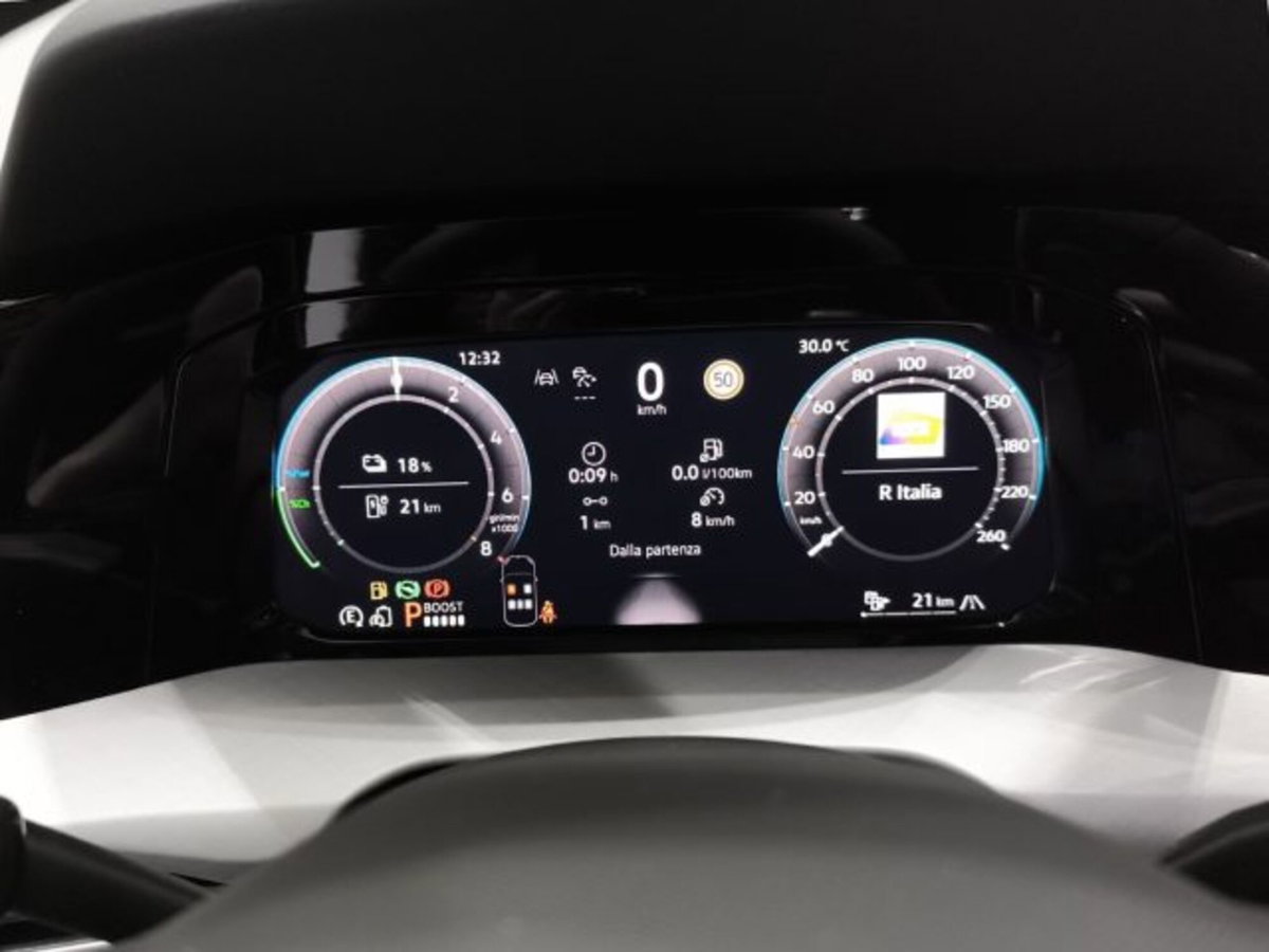 Volkswagen Golf 1.5 tsi ehybrid Edition 204cv dsg (12)