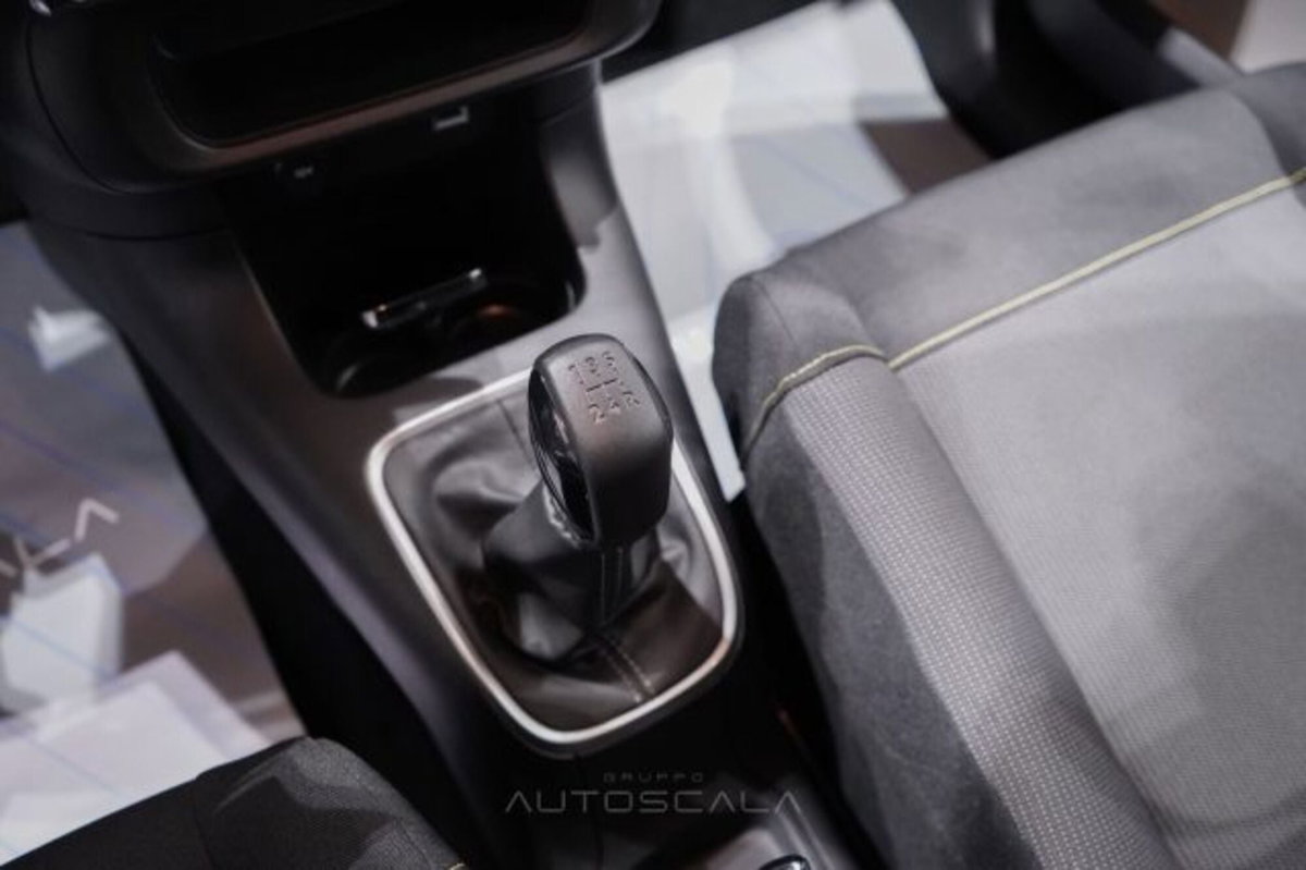 Citroen C3 1.2 puretech You s&s 83cv neopatentati (14)