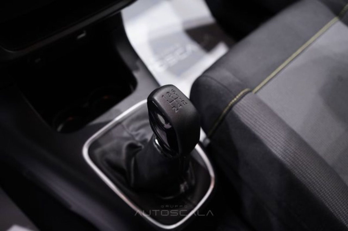 Citroen C3 1.2 puretech You s&s 83cv neopatentati (16)