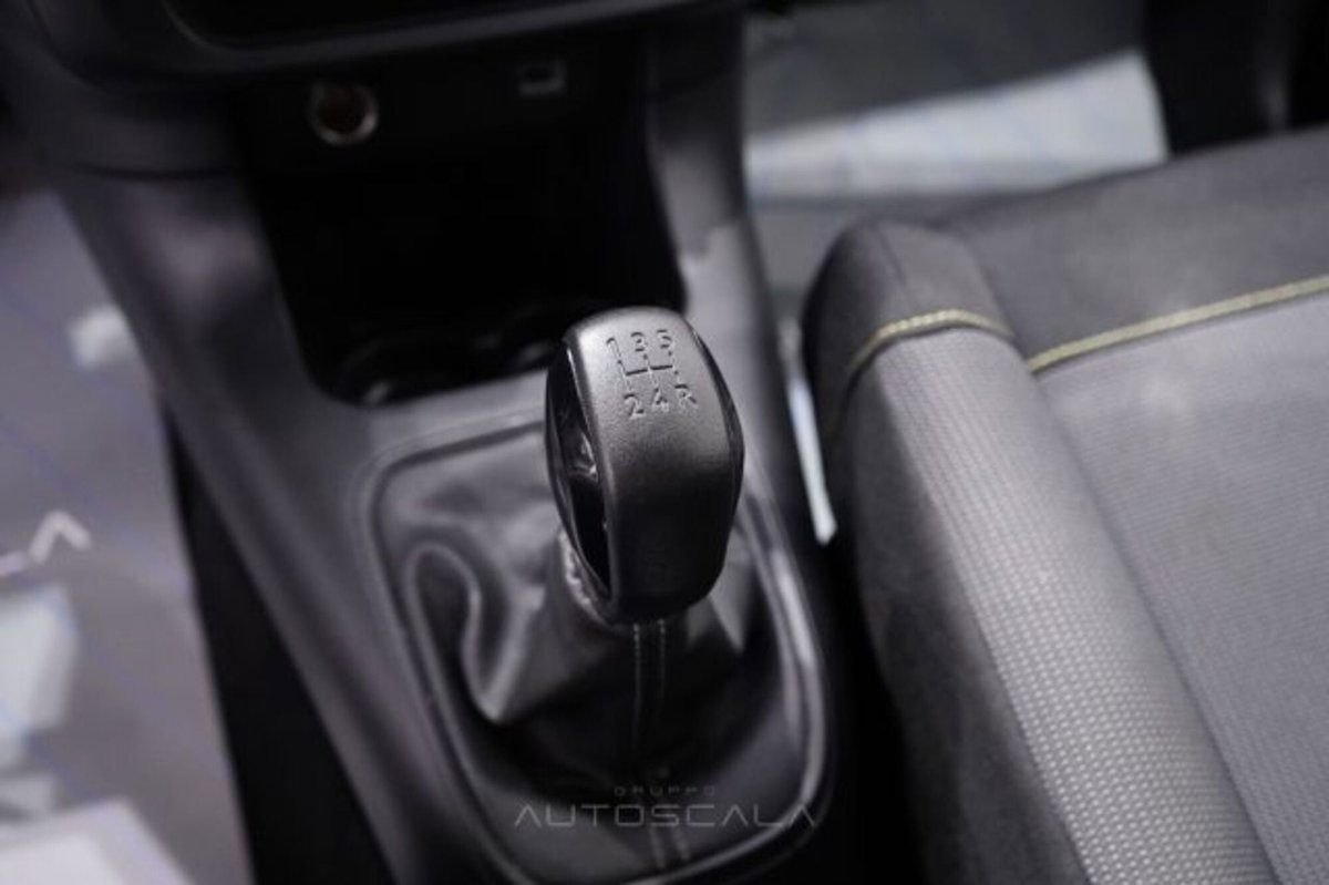 Citroen C3 1.2 puretech You s&s 83cv neopatentati (16)