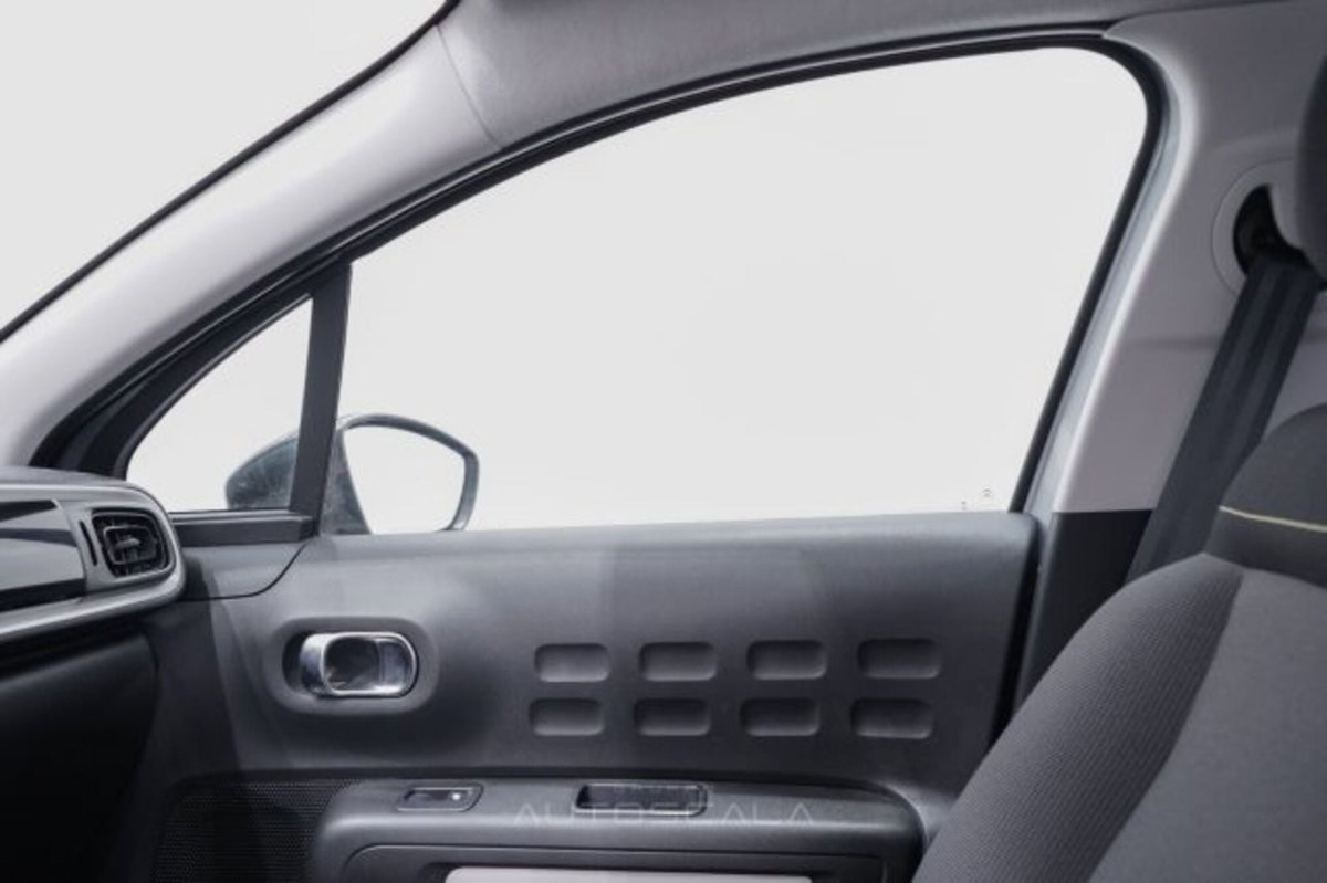 Citroen C3 1.2 puretech You s&s 83cv neopatentati (18)
