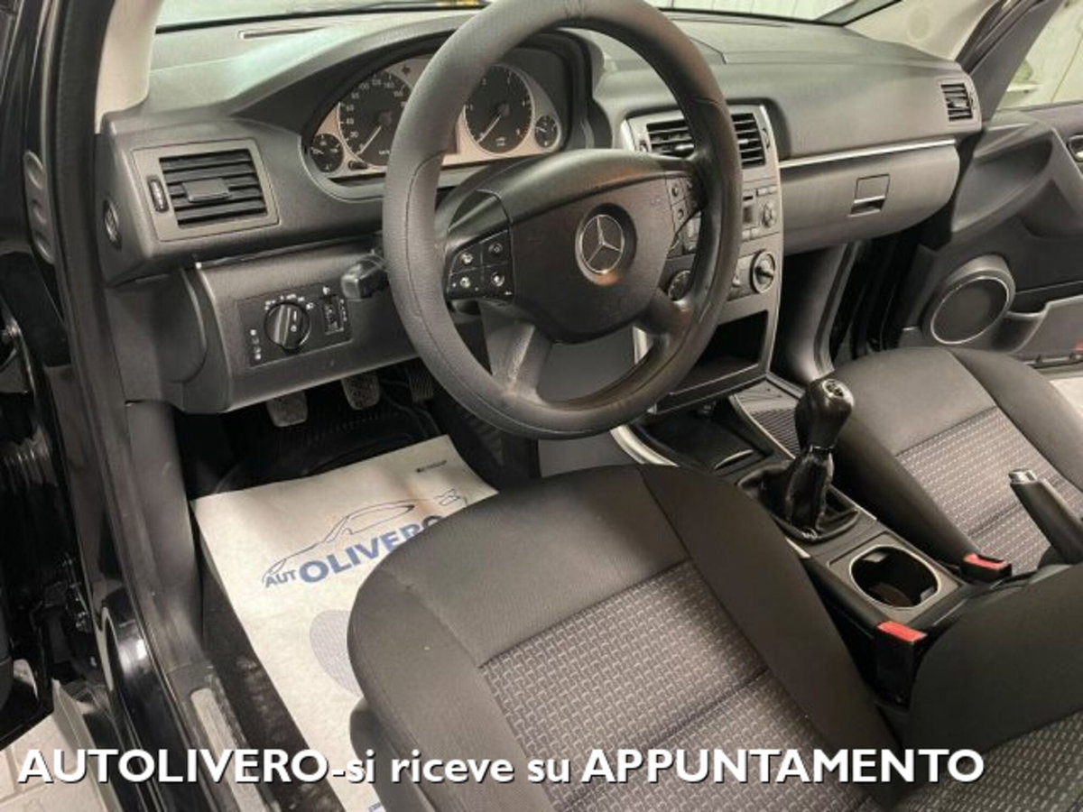 Mercedes-Benz Classe B 180 CDI Executive (6)