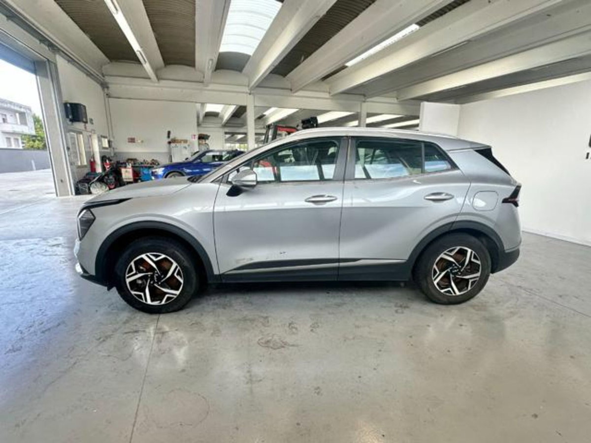 Kia Sportage 1.6 crdi mhev Business dct (4)