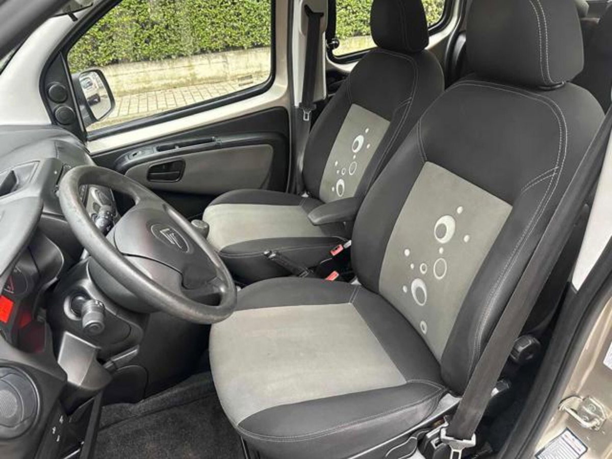 Citroen Nemo Multispace 1.3 HDi 75CV Silver Selection (15)