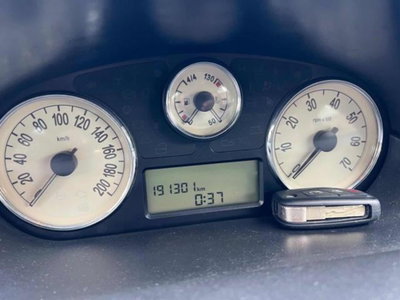 Lancia Ypsilon Multijet 16V Platino (4)