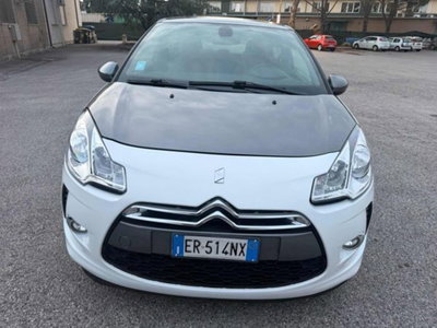 Ds DS 3 Coupé DS 3 1.4 HDi 70 Just Black (2)