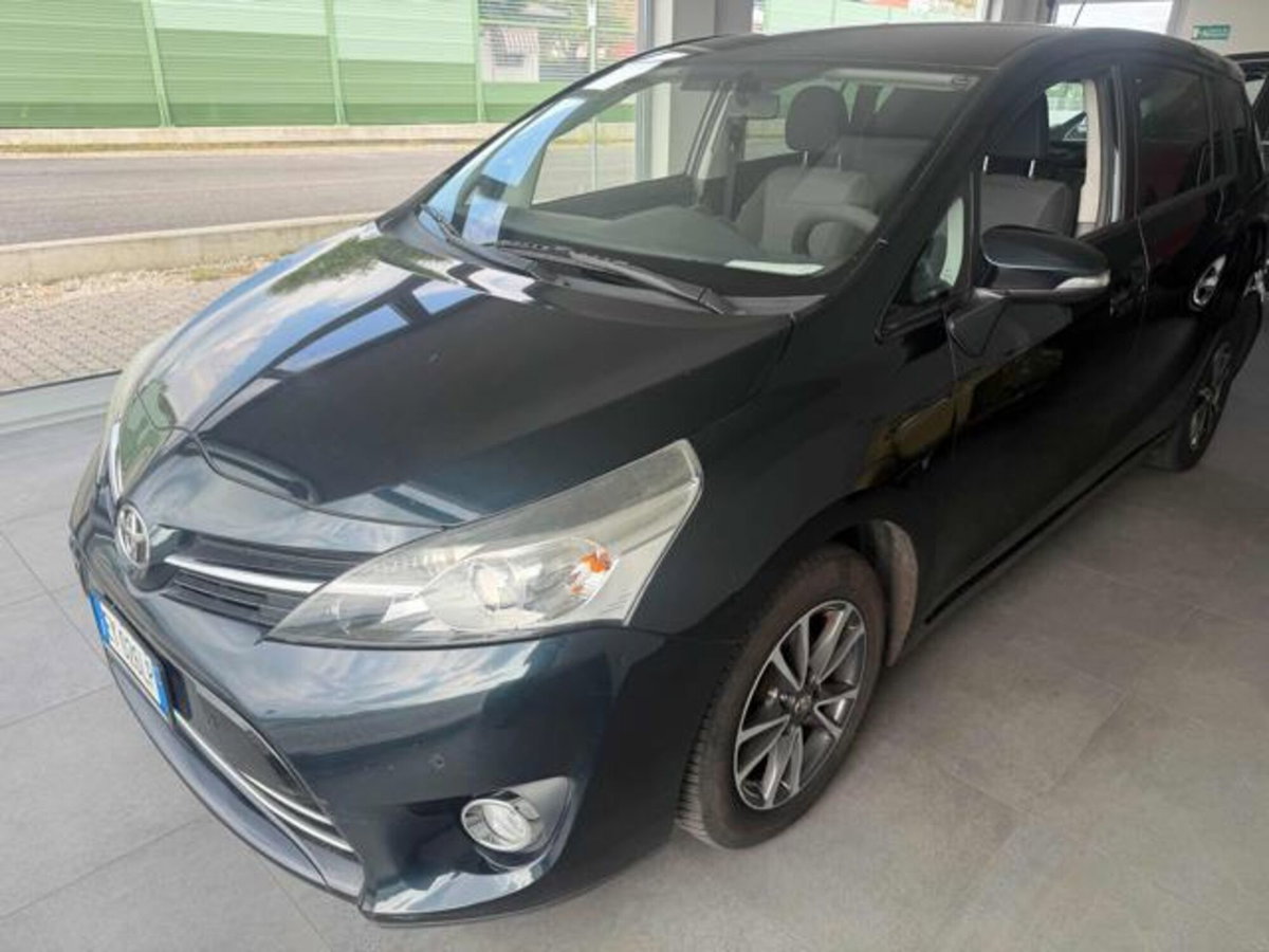 Toyota Verso 1.6 D-4D Style (15)