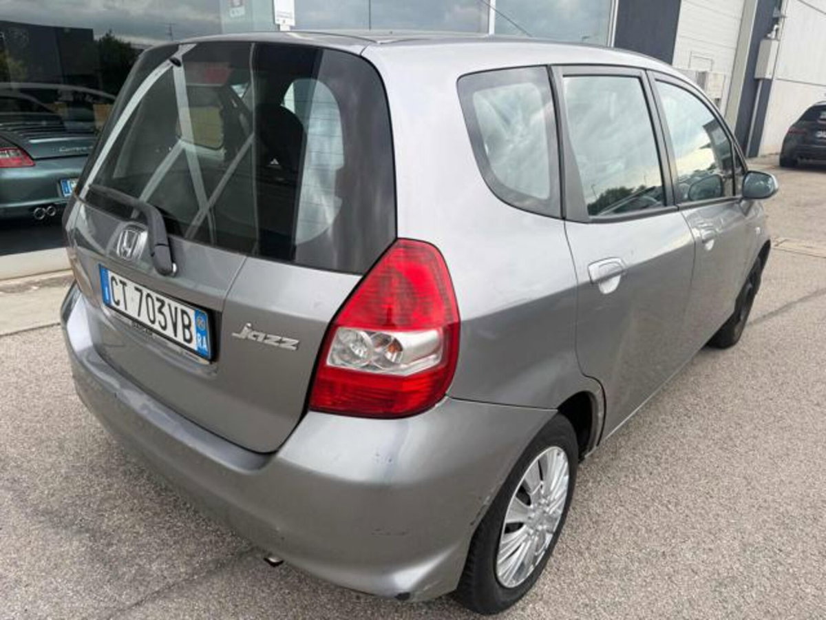 Honda Jazz 1.2 i-DSi 5 porte Live (13)