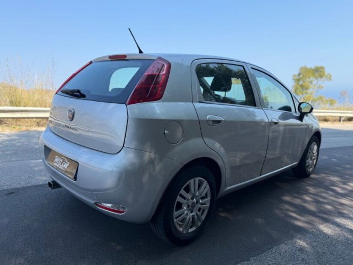 Fiat Punto 1.2 8V 5 porte Lounge (8)