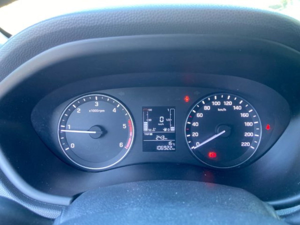 Hyundai i20 1.1 CRDi 12V 5 porte Comfort (16)