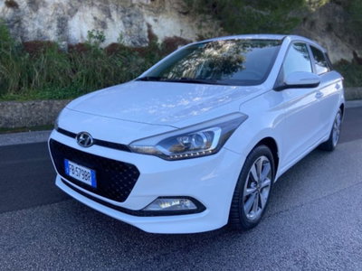Hyundai i20 1.1 CRDi 12V 5 porte Comfort (2)