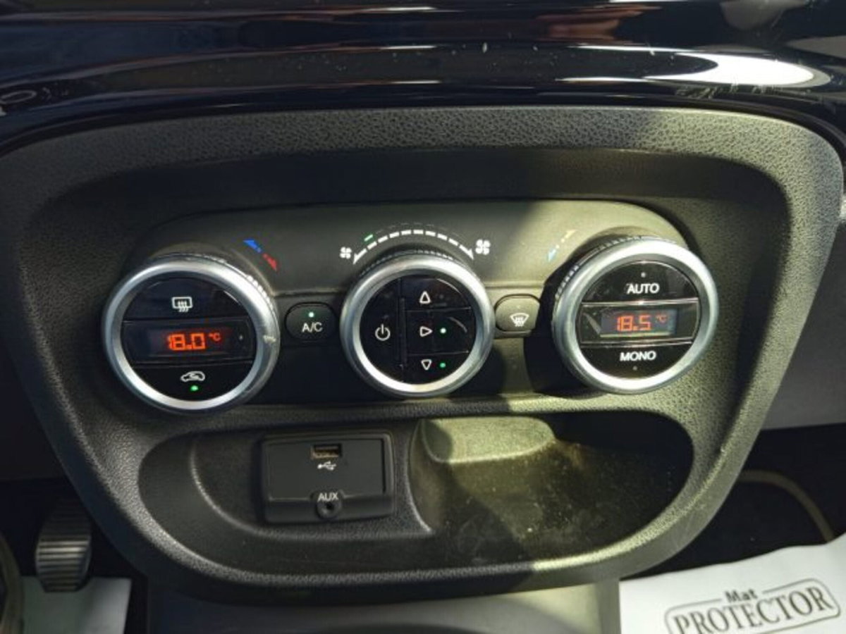 Fiat 500L 1.3 Multijet 85 CV Trekking (16)