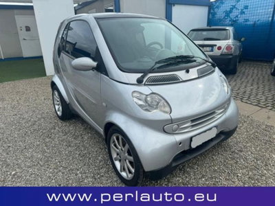 smart Fortwo 700 coupé passion (45 kW) (2)