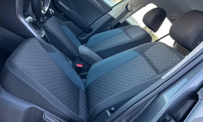 Volkswagen T-Roc 1.0 tsi Style 115cv (10)