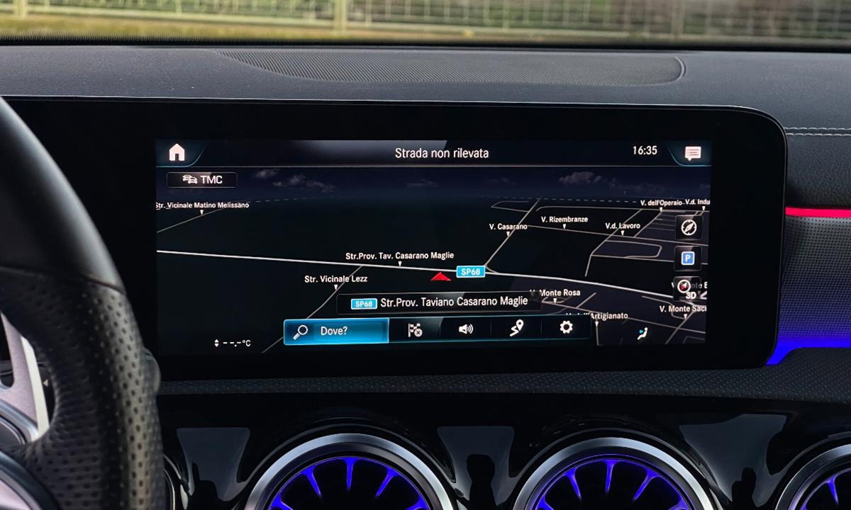 Mercedes-Benz Classe A 180 d Automatic Premium (9)