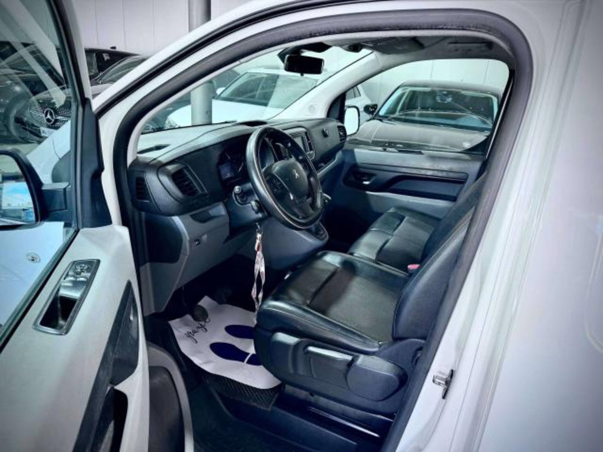 Peugeot Expert Furgone std 1.5 diesel 120cv S&S (11)