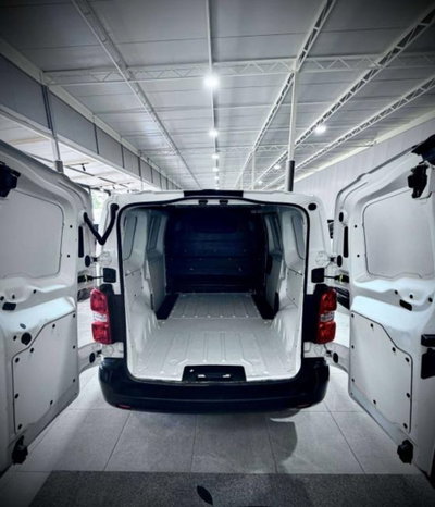 Peugeot Expert Furgone std 1.5 diesel 120cv S&S (9)