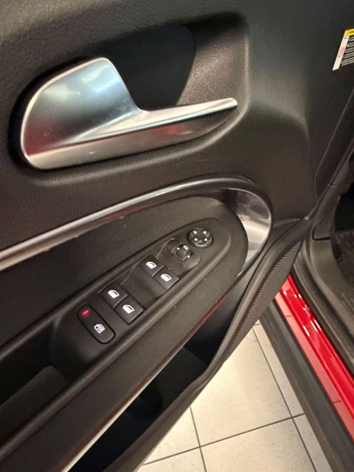 Fiat 600 1.2 hybrid 145cv auto (10)