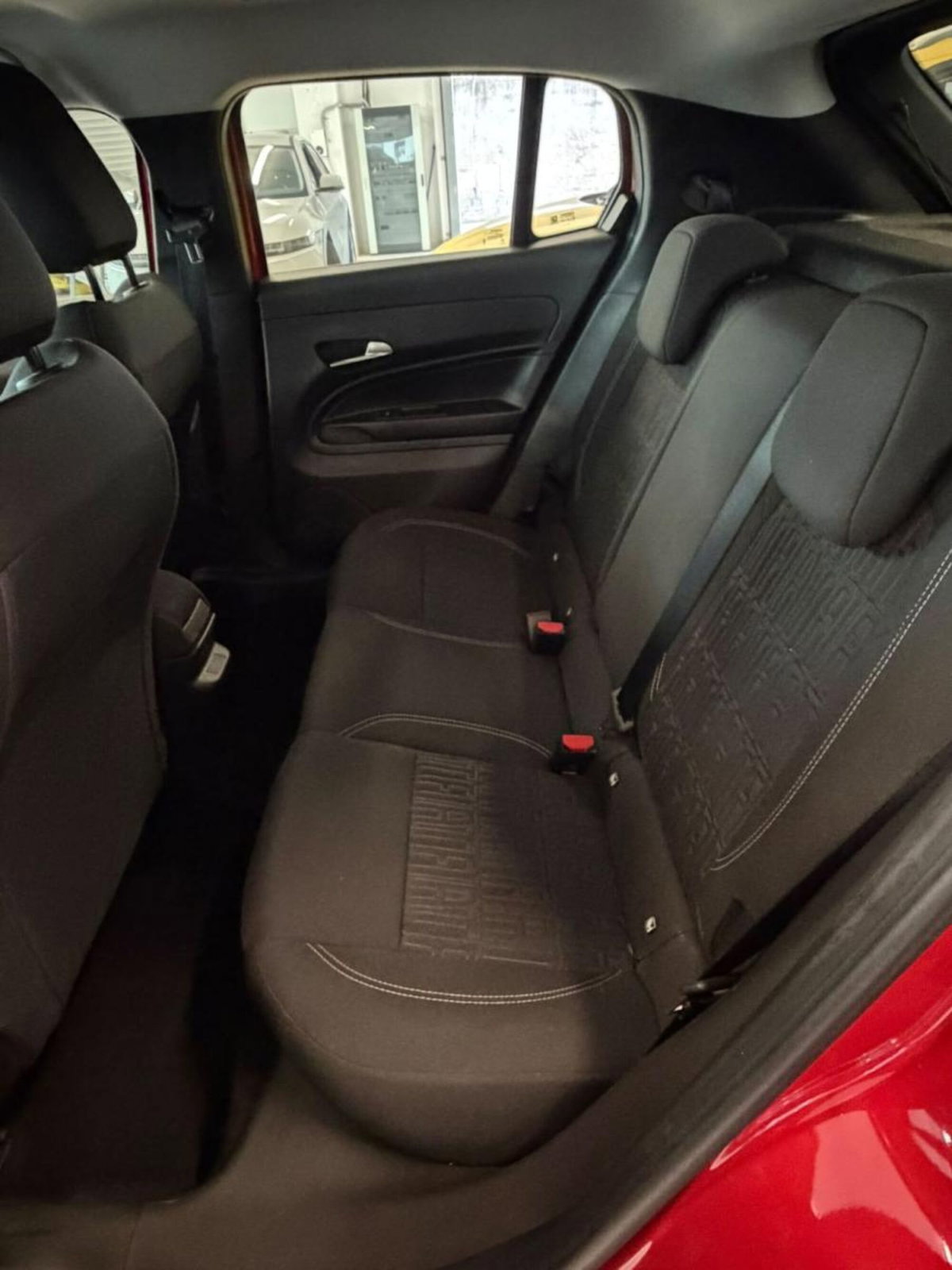 Fiat 600 1.2 hybrid 145cv auto (9)
