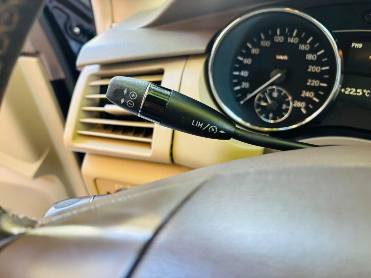Mercedes-Benz Classe R 320 CDI cat 4Matic Chrome (15)