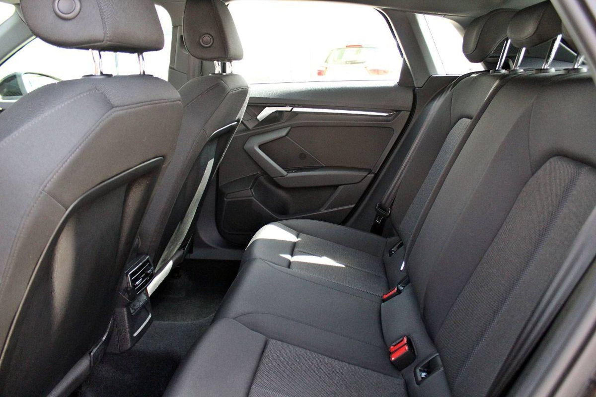 Audi A3 Sportback 2.0 tdi Business Advanced 116cv (18)