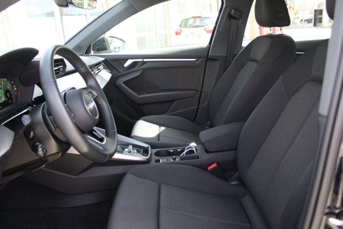 Audi A3 Sportback 2.0 tdi Business Advanced 116cv (9)