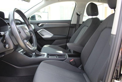 Audi Q3 Sportback 35 TDI quattro S tronic Business Plus (10)