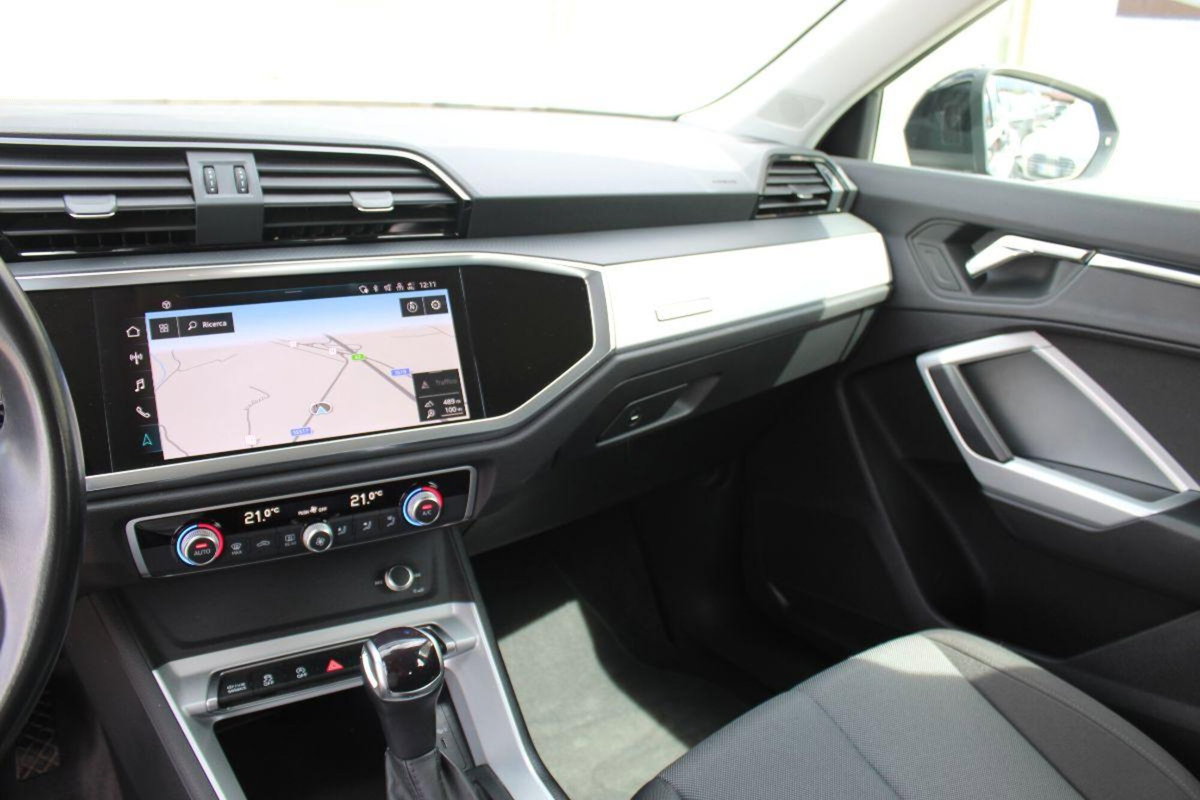 Audi Q3 Sportback 35 TDI quattro S tronic Business Plus (13)